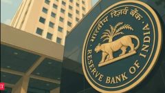 RBI puts Q3 rate hike in play if inflation risks flare up