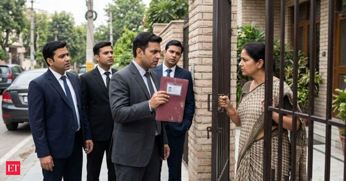 Delhi bizman's wife blocks fake CBI raid