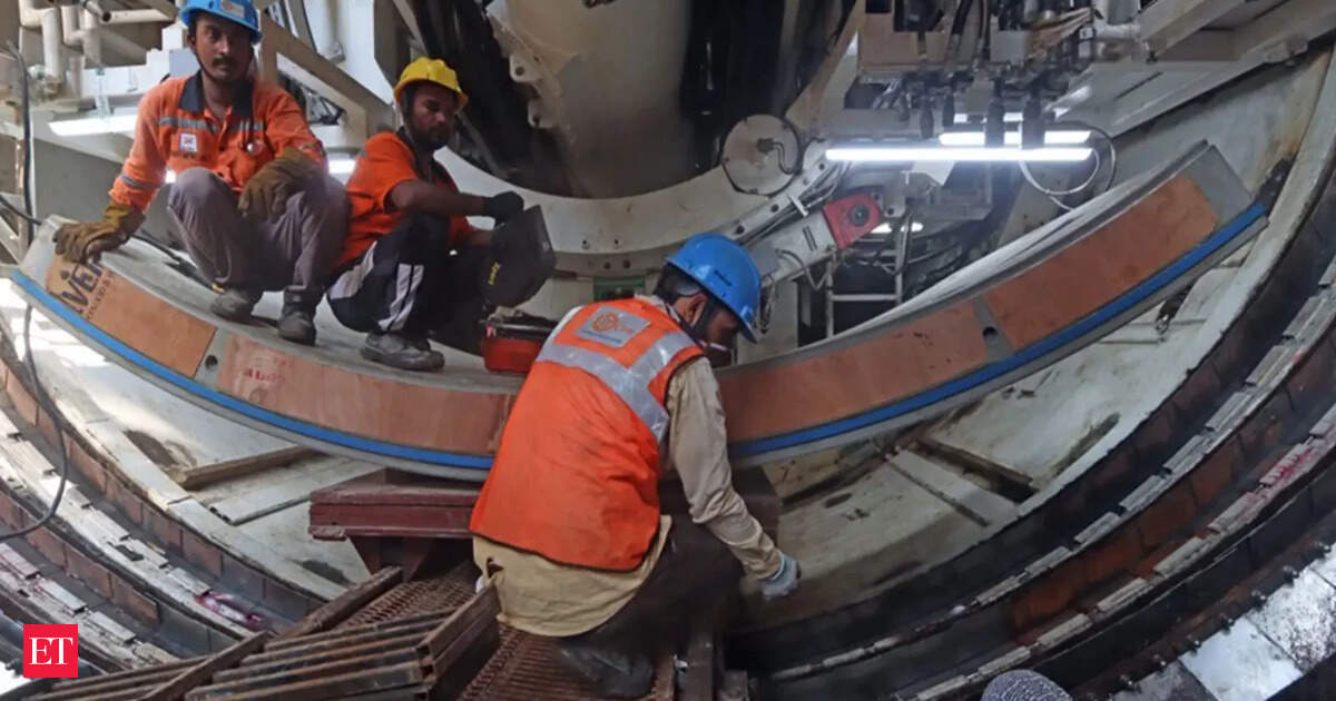 India's infrastructure output slows to 5.4% in July