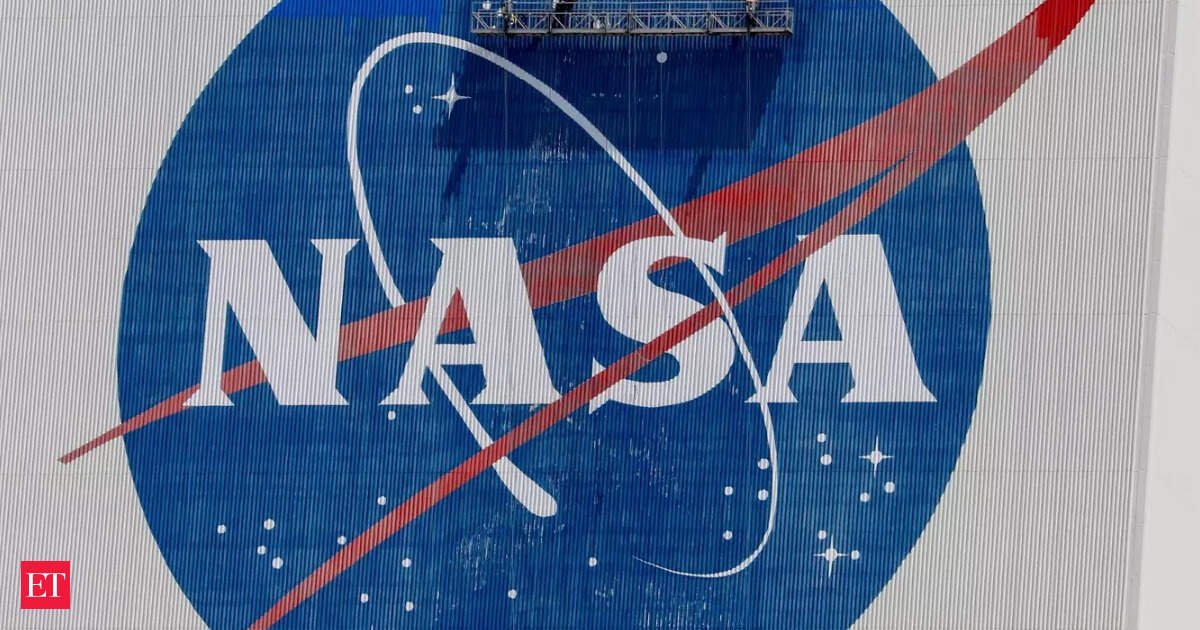 NASA abandons attempt to rescue aging telescope