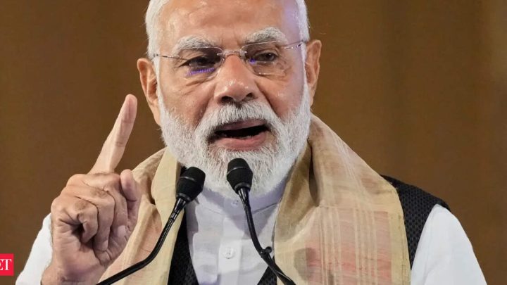 Action alert! ET WLF Curtains rise today in Delhi