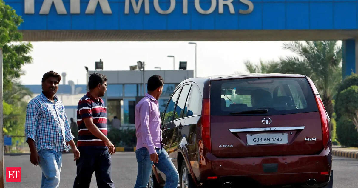 TaMo's cars costlier by ₹25,000 for better margins