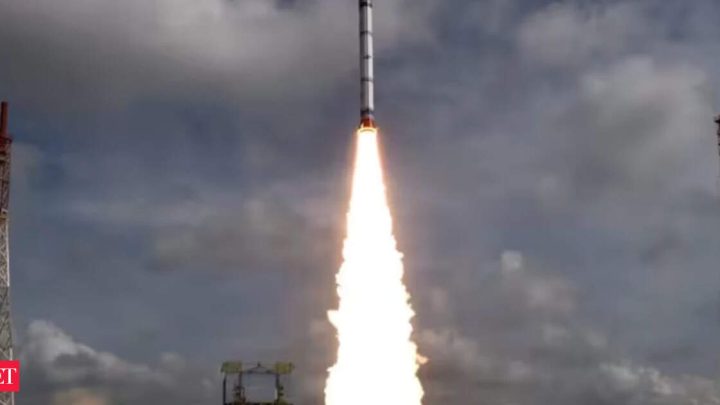 US has cheaper tickets to India's costly rocket ride