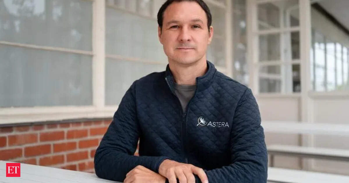 Space station startup cuts jobs despite funding