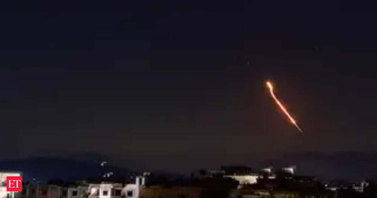 Iran warns of Hormuz action if talks fail