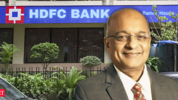 'Sashi': Finance manager who rose to the very top