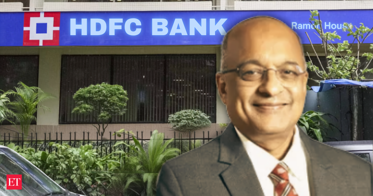 'Sashi': Finance manager who rose to the very top