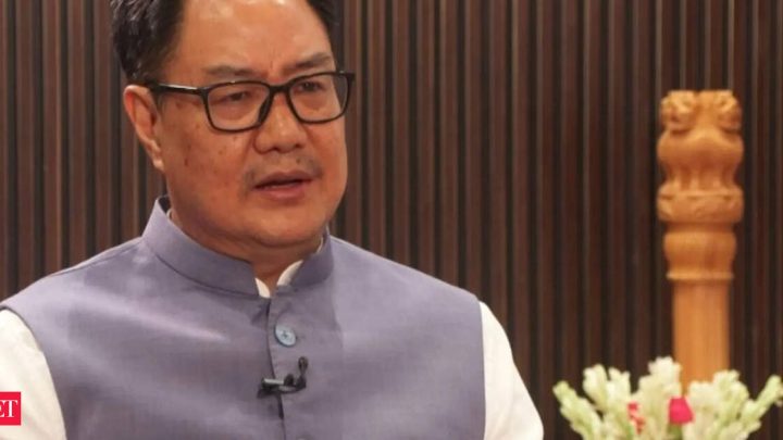 'Congress turning into Maoist party': Rijiju