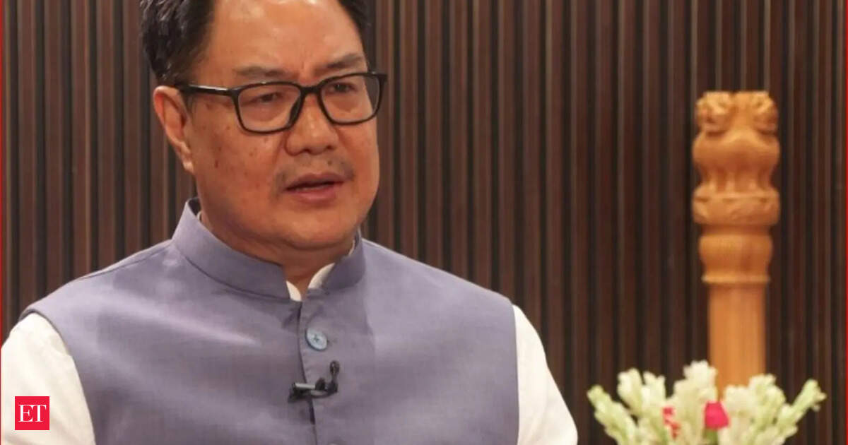 'Congress turning into Maoist party': Rijiju