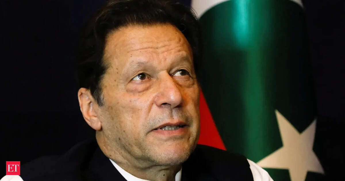 Pak top court orders Imran Khan be moved to hospital