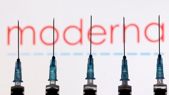 AI helps create Moderna cancer vaccine, Elon Musk says curing diseases is now software problem