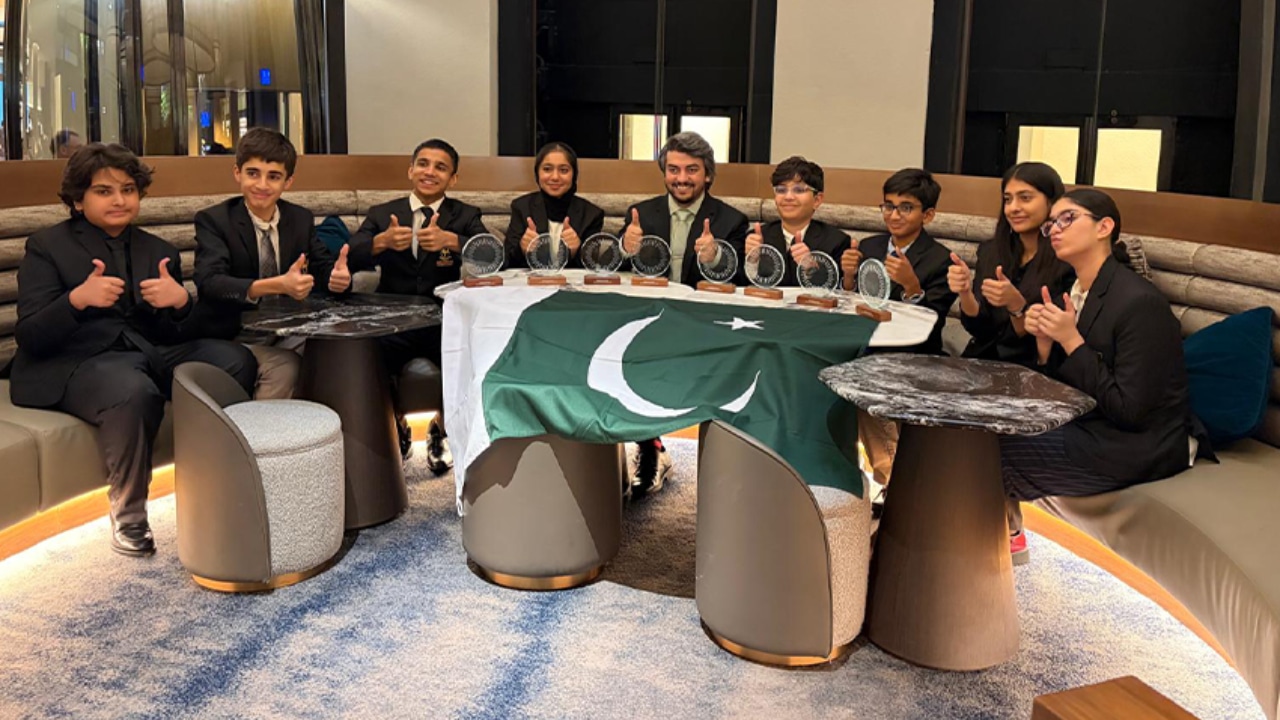 Pakistani Students Win 8 Awards at Singapore Global MUN