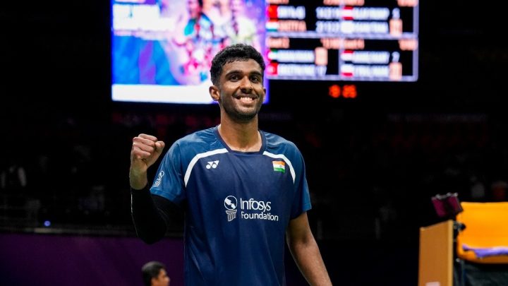 Ayush Shetty stunned the world No. 1 in Delhi. To two men, it wasn’t a surprise
