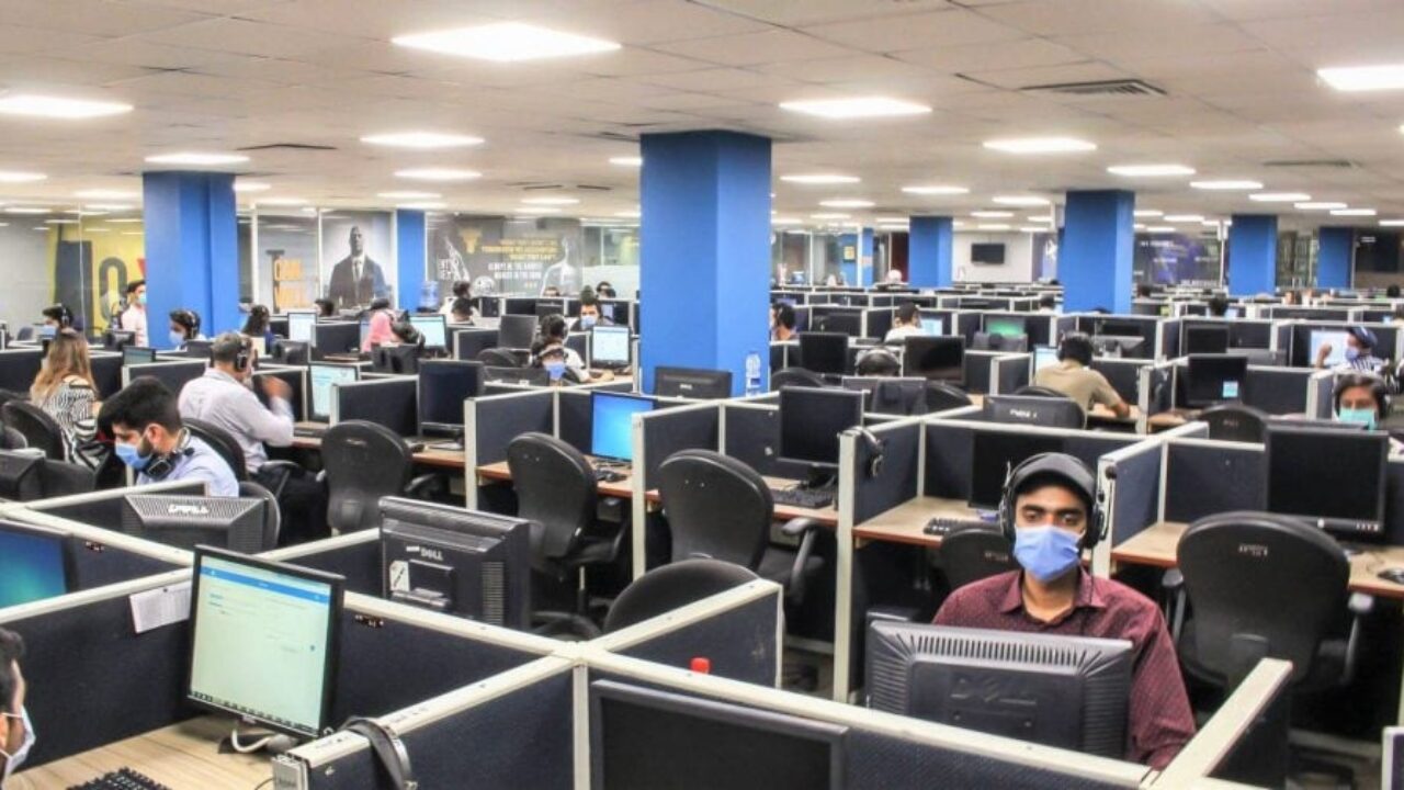 Crackdown Launched Against Illegal Call Centers Across Pakistan