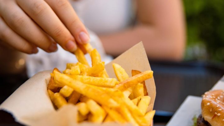 Dear Abby: I’ve told her to lose weight, but she won’t listen, would a letter be better?
