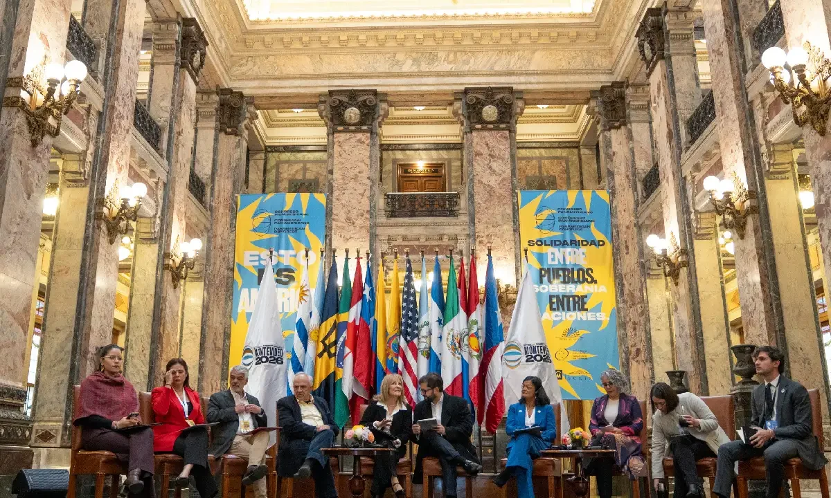 Líderes políticos de 15 países de América llaman a renovar las democracias, la igualdad y la soberanía en la región