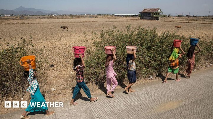 El Niño set to be 'strongest in living memory', says UK's Met OfficeScientists say the growing El Niño weather pattern is an "unprecedented event" and means 2027 is likely to be the world's hottest year on record.2 hrs ago