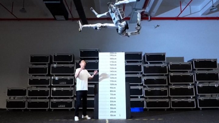 Unitree unveils ‘Superman’ humanoid robot