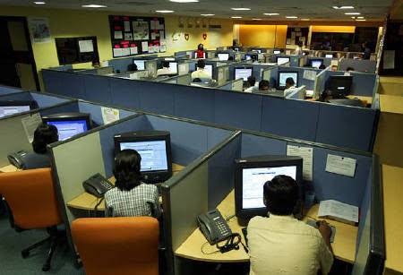 Federal government orders nationwide crackdown on illegal call centres