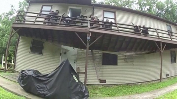 Bodycam captures police team falling when deck collapses in Missouri