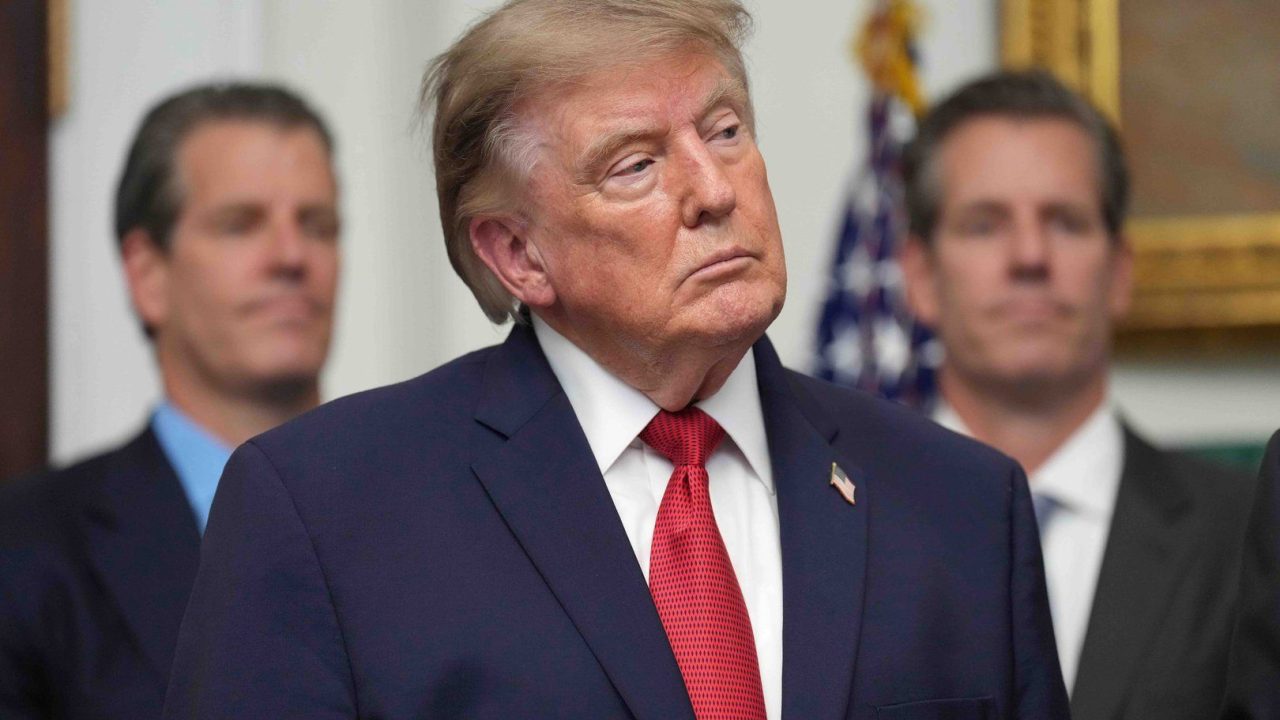 Trump vows ‘economic warfare’ on countries helping Iran