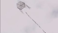 Israel threatens attacks in Gaza over children’s kites
