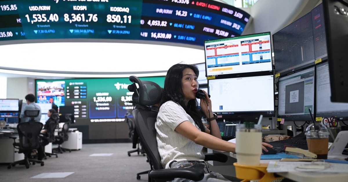 South Korea’s rookie investors lose small fortunes amid AI stocks frenzy