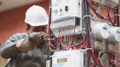 DISCOs Cannot Cut Home Electricity Connections to Recover Industrial Bills