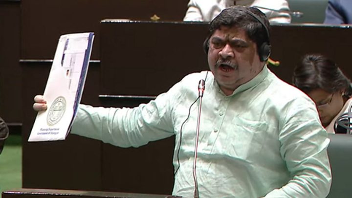 Auto workers to get welfare board, says Ponnam Prabhakar