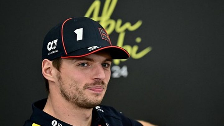 Max Verstappen signs new Red Bull contract until 2030