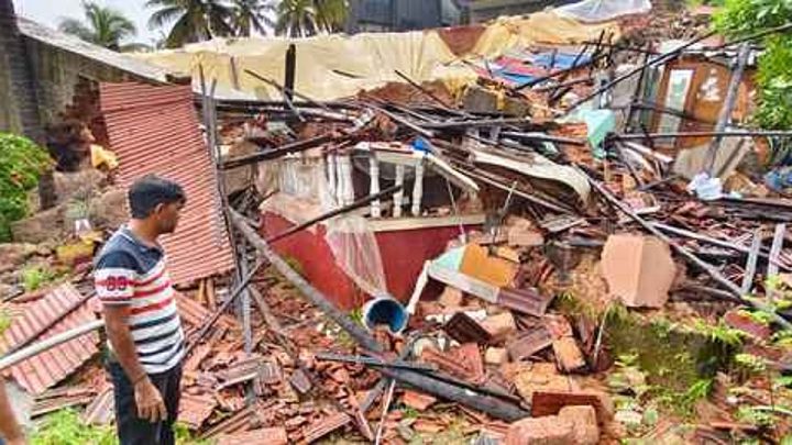 Woman died, Husband suffered serious injuries after wall collapse in Odisha's Mayurbhanj