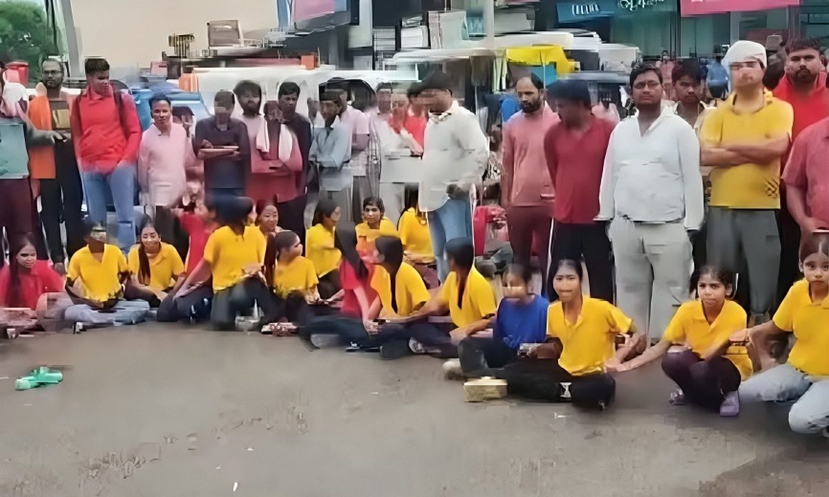 Over 200 girl students protest in Lucknow over teacher shortage, poor food