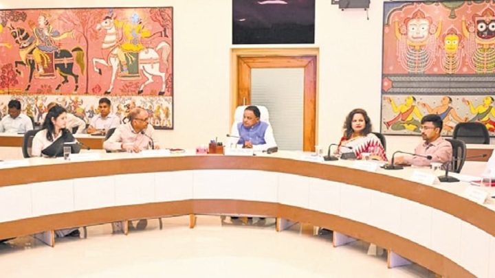 Chief Minister Majhi directs smart measures to ease traffic in Twin city