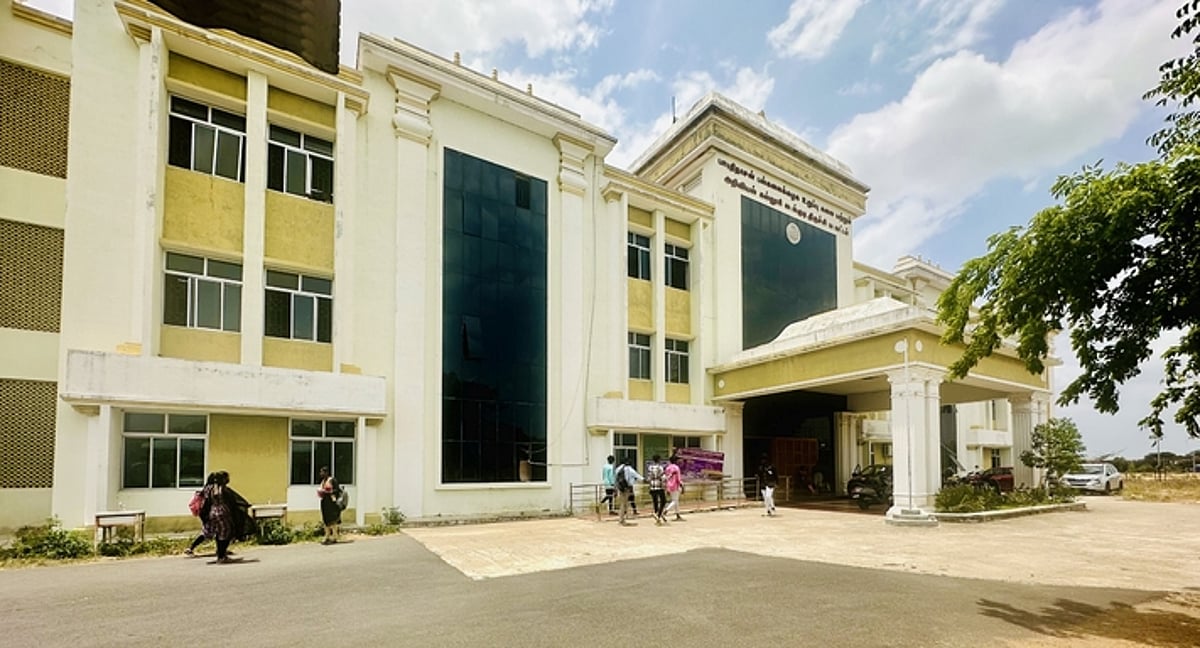No hostel, college students near Lalgudi in TN forced to rethink studies