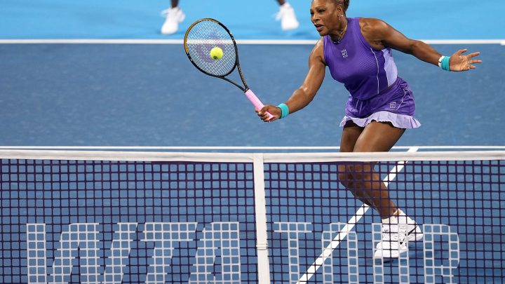 Serena and Venus Williams return to doubles and lose close match in Cincinnati