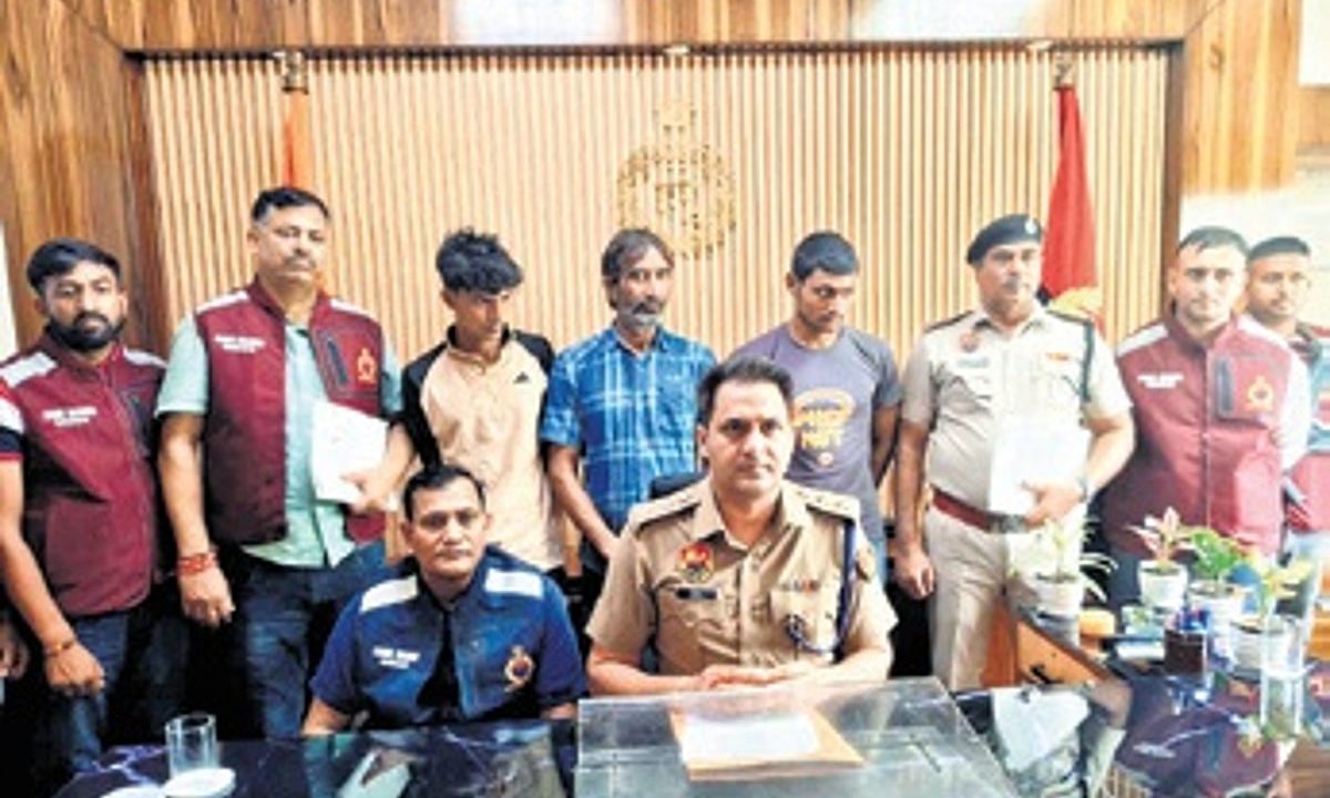 Three of gang held for stealing SUV, 
using it to uproot ATM in Haryana's Faridabad