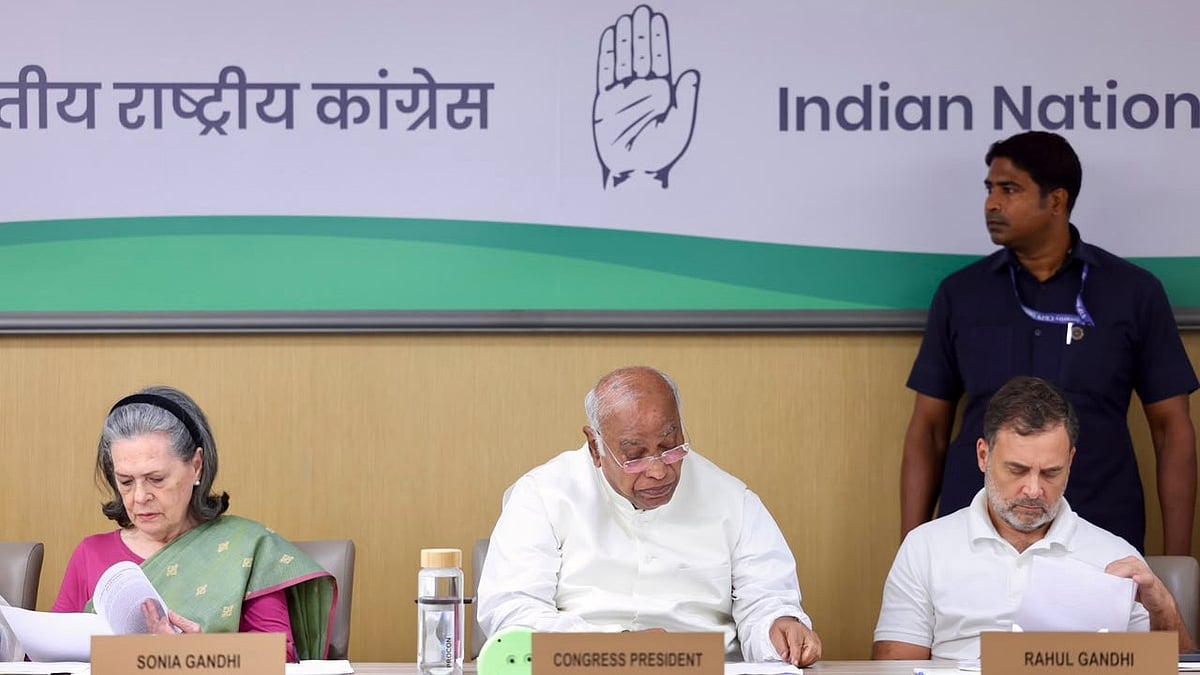 Kharge says Modi govt 'destroyed' students' future; time for Congress to prepare roadmap for youth
