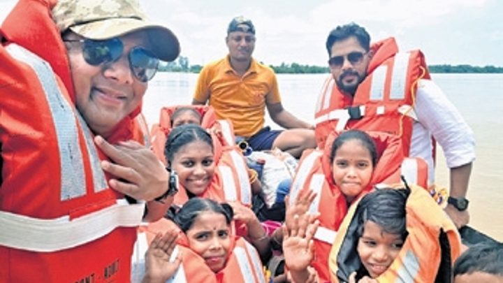 Odisha administration rescued Stranded students, teachers from flooded school