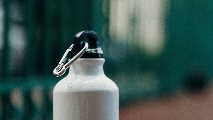 Eat chocolate and keep quiet: Principal tells students as classmate mixes urine in girls' water bottles