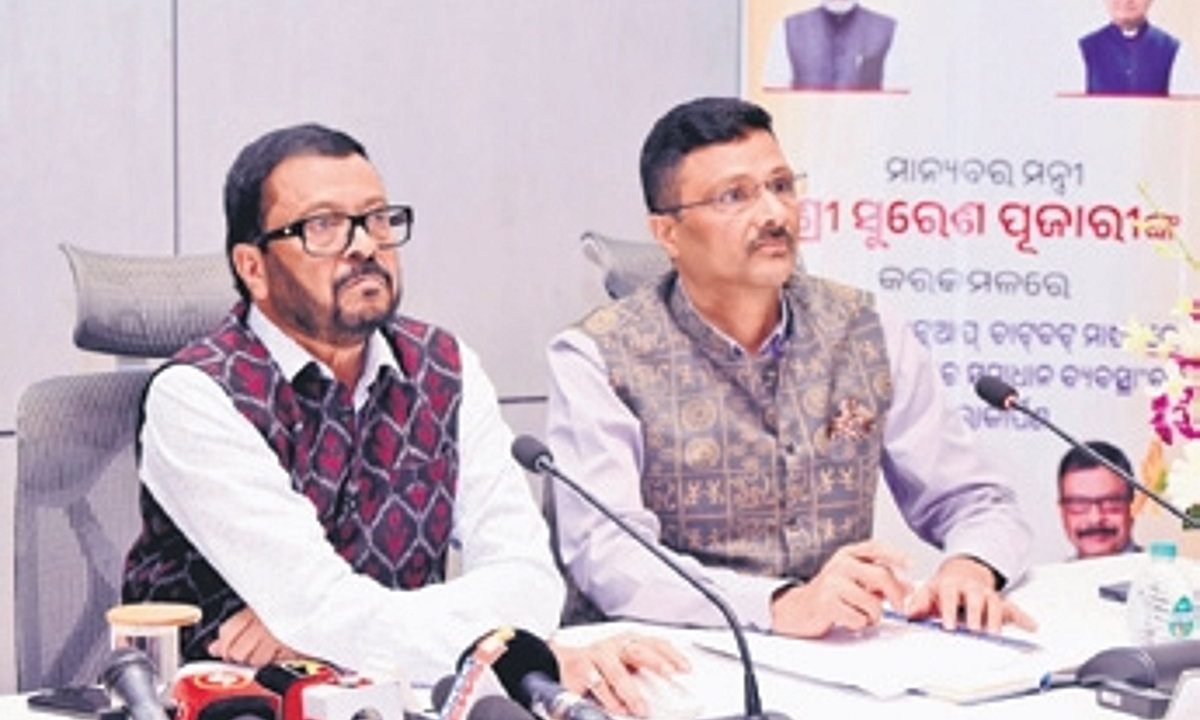 Odisha minister Suresh Pujari launched WhatsApp system for grievance redressal