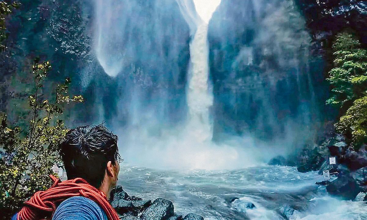 Monsoon trails: Chasing cascades