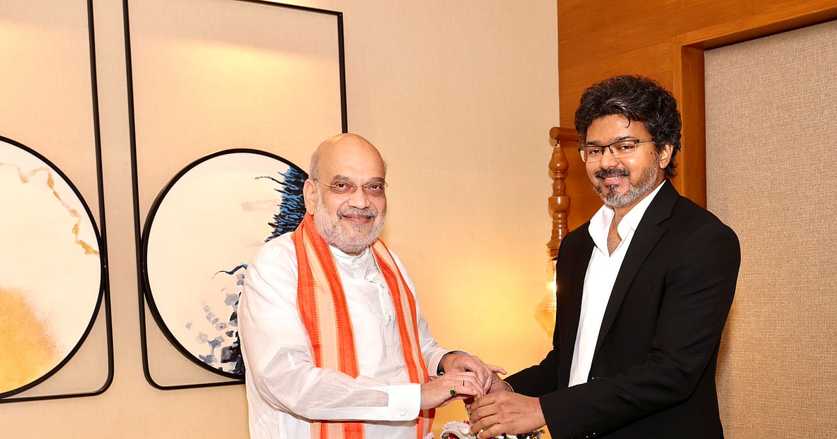 Tamil Nadu CM calls on Amit Shah; meeting of southern CMs to deliberate key issues