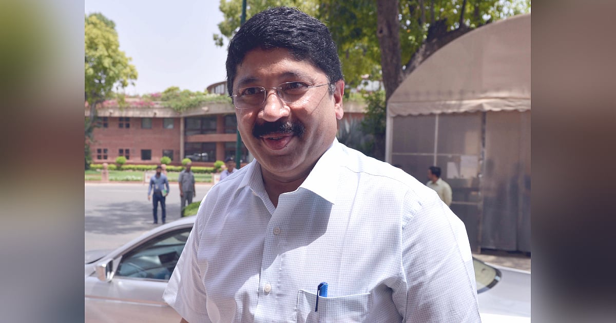 SC sets aside order allowing Dayanidhi Maran’s plea to summon telecom secretary as court witness