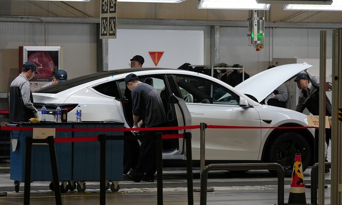 Tesla recalls nearly 3 million vehicles in China over door handle safety risks
