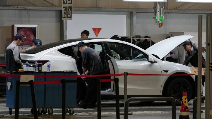 Tesla recalls nearly 3 million vehicles in China over door handle safety risks