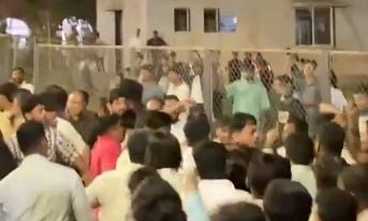 Ahead of Rahul Gandhi event, Youth Congress workers booked after clash with ABVP at Pune hostel campus