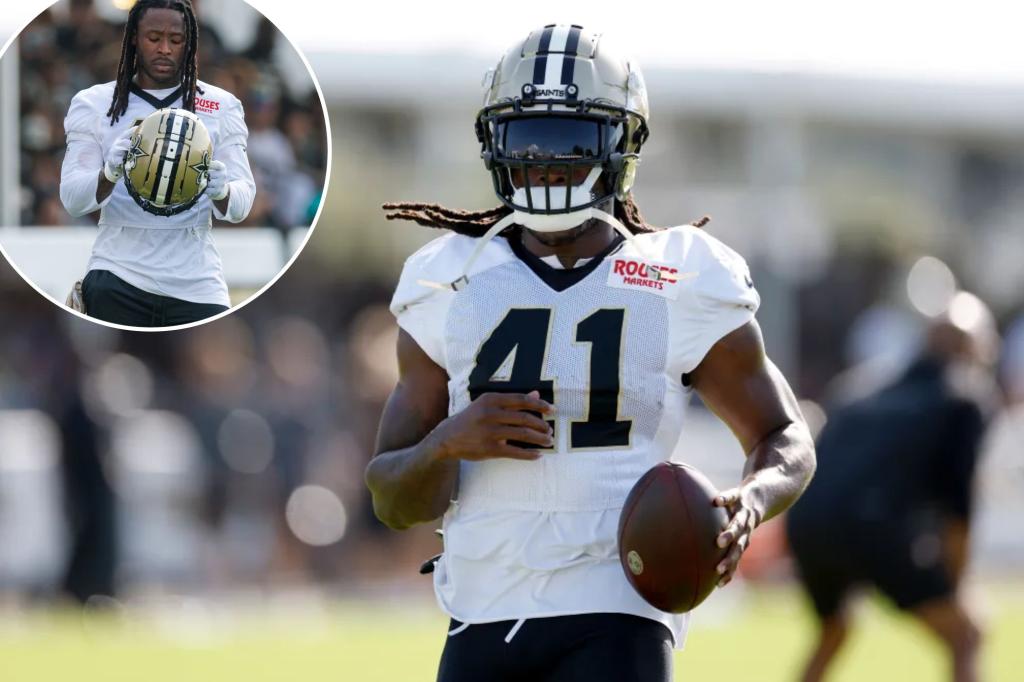 Saints lose Alvin Kamara for at least a month in injury blow