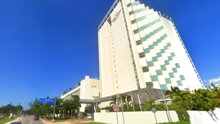 American tourist dies after falling from 18th floor of luxury Cancun hotel: report