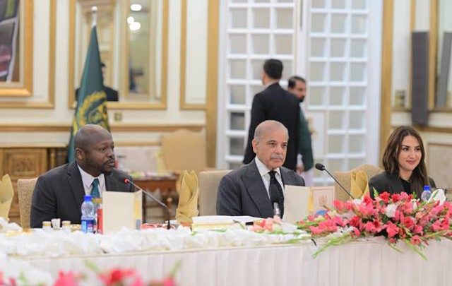 Pakistan, Google sign MoU to drive $30b digital economy