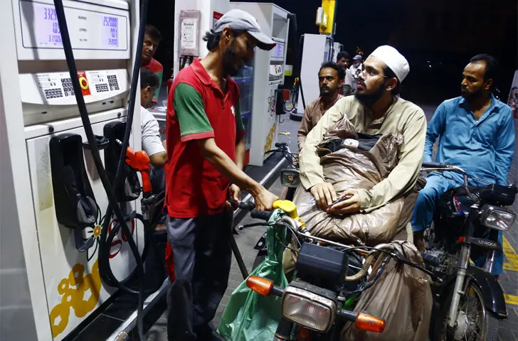 Honeymoon Canceled: Fuel Prices Rise Again in Pakistan